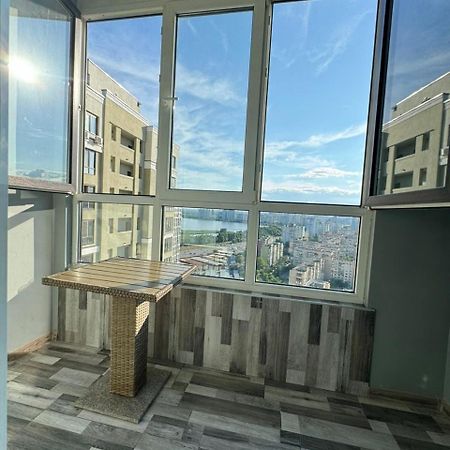 Solo Apartment Virmenska Kiev Esterno foto