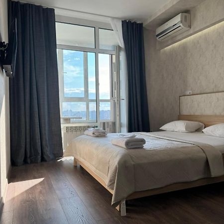 Solo Apartment Virmenska Kiev Esterno foto