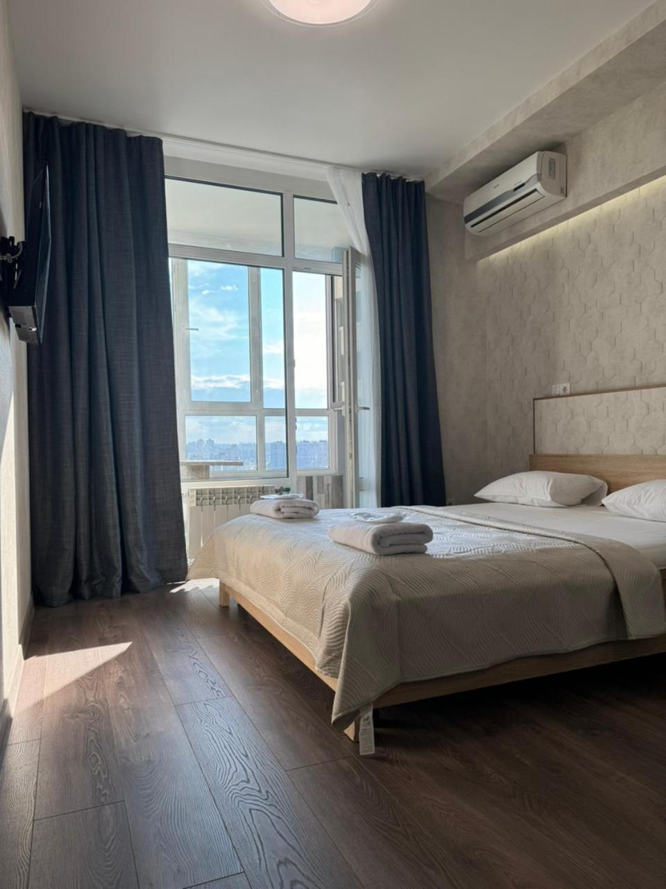 Solo Apartment Virmenska Kiev Esterno foto