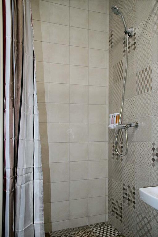Solo Apartment Virmenska Kiev Esterno foto