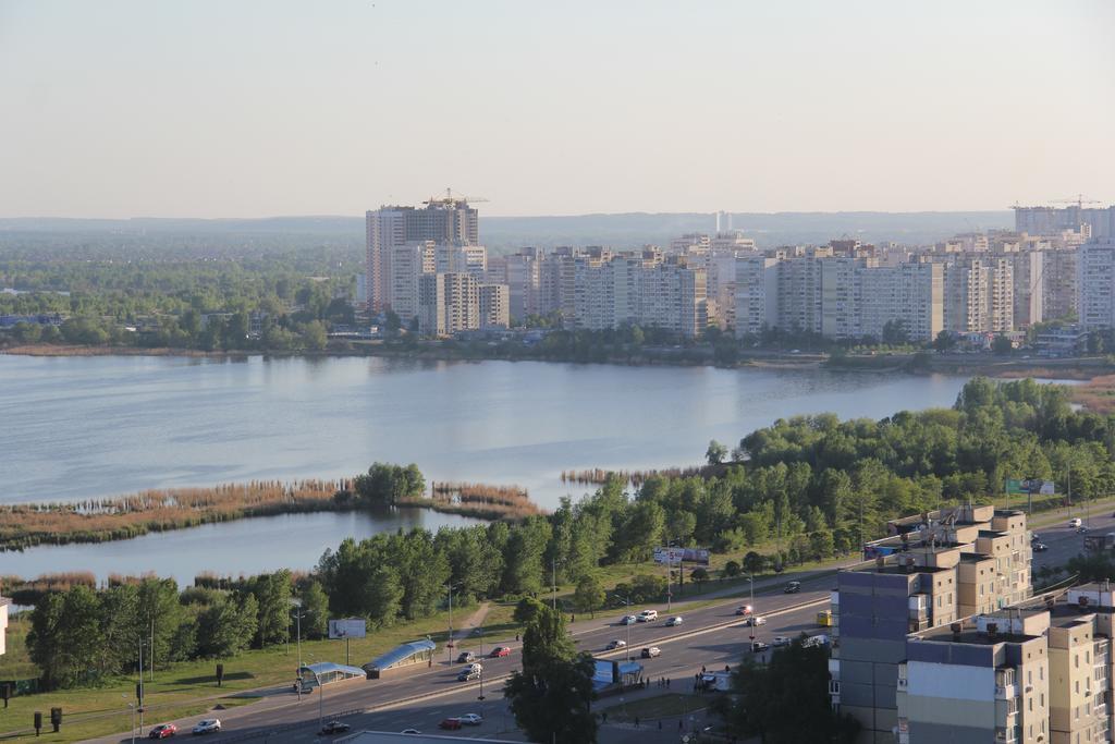 Solo Apartment Virmenska Kiev Esterno foto